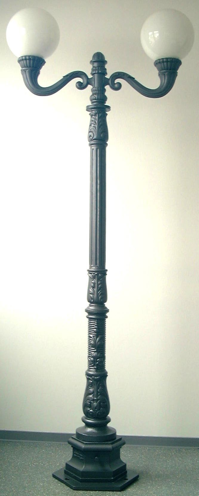 Lampa z kulą nr 1740-2